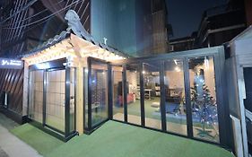 Y'S House